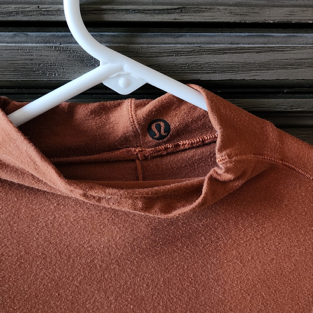 Lululemon Mock neck long sleeve - Picture 4 of 8